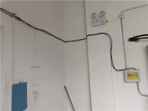 華通 室內外掛電線整改 前_副本.jpg