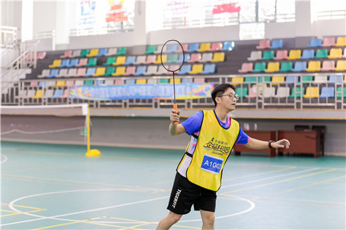 羽毛球 (1)_副本.jpg 羽毛球 (1)_副本.jpg