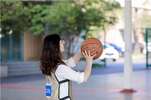 定點(diǎn)投籃 (2)_副本.jpg 定點(diǎn)投籃 (2)_副本.jpg